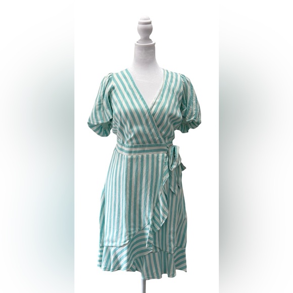 Draper James Dresses & Skirts - Draper James Puff Sleeve Wrap Dress in turquoise/white stripes size small